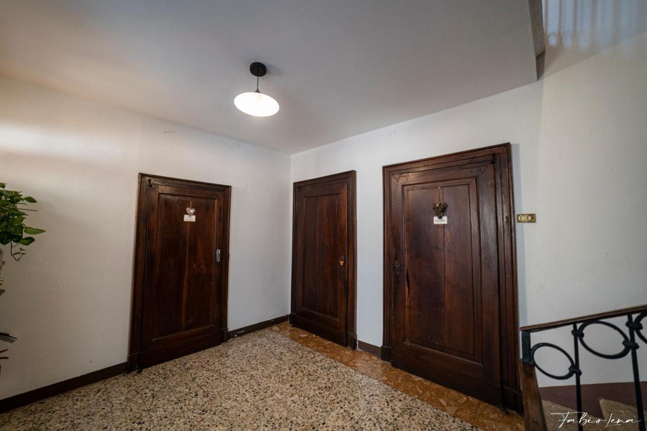Casa Olmi Castiglione dʼIntelvi Exterior foto