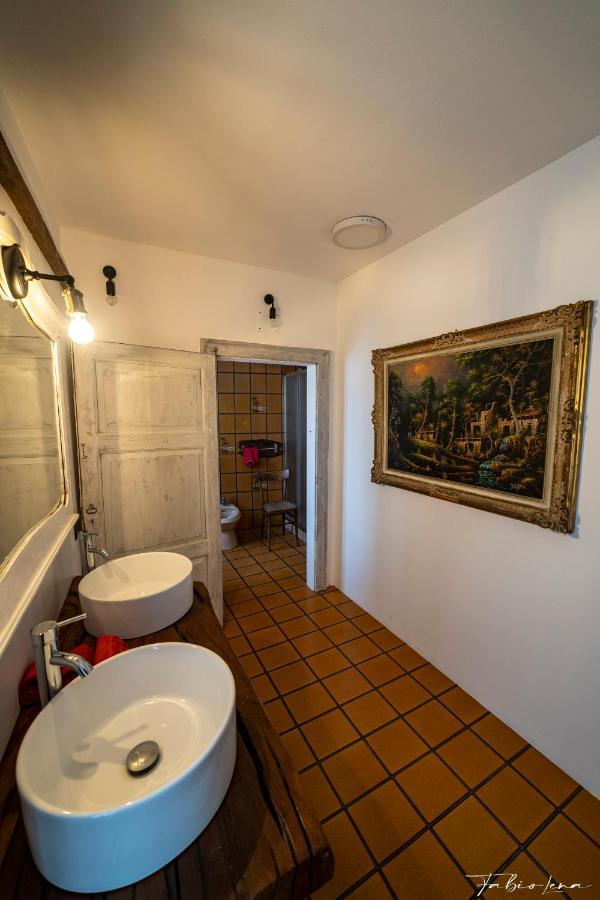 Casa Olmi Castiglione dʼIntelvi Exterior foto